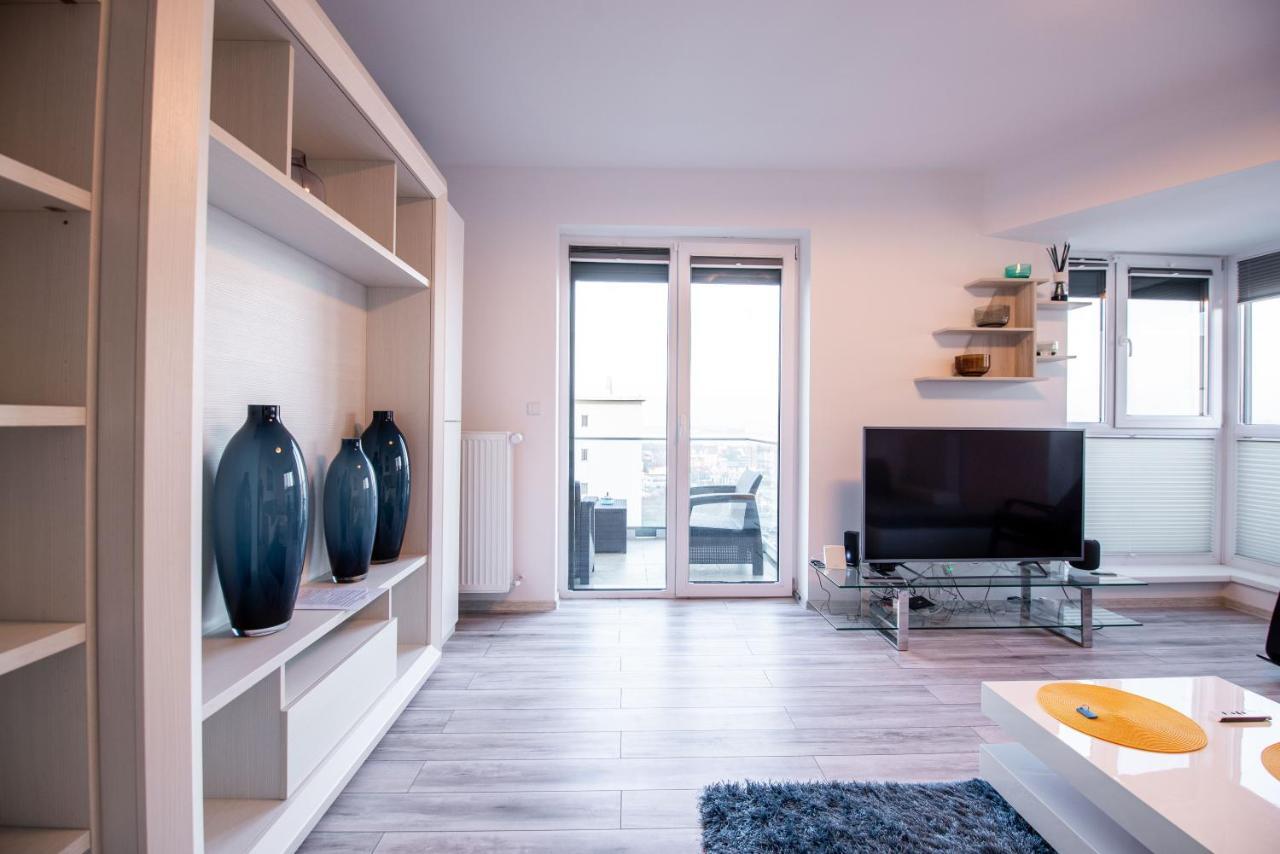 Luxury Westpark 2 Presidentialsuite With Lake View W4 Bukarest Kültér fotó